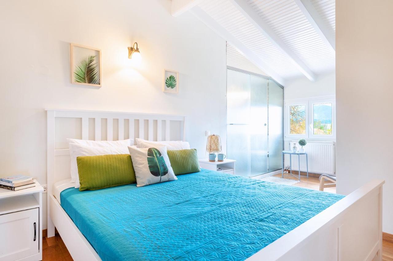 Spyrelia Villa With Private Pool & Outdoor Hot Tub Dassia  Buitenkant foto