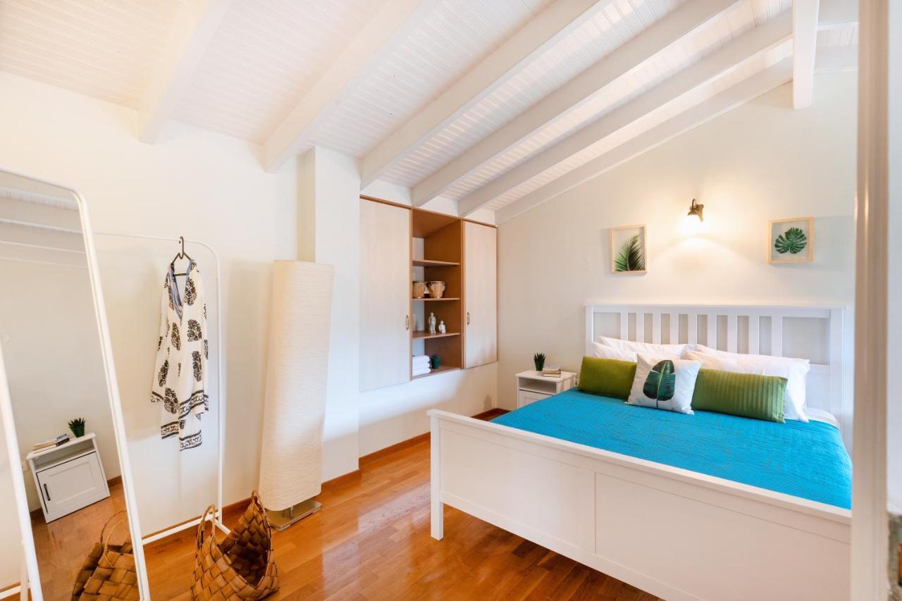 Spyrelia Villa With Private Pool & Outdoor Hot Tub Dassia  Buitenkant foto