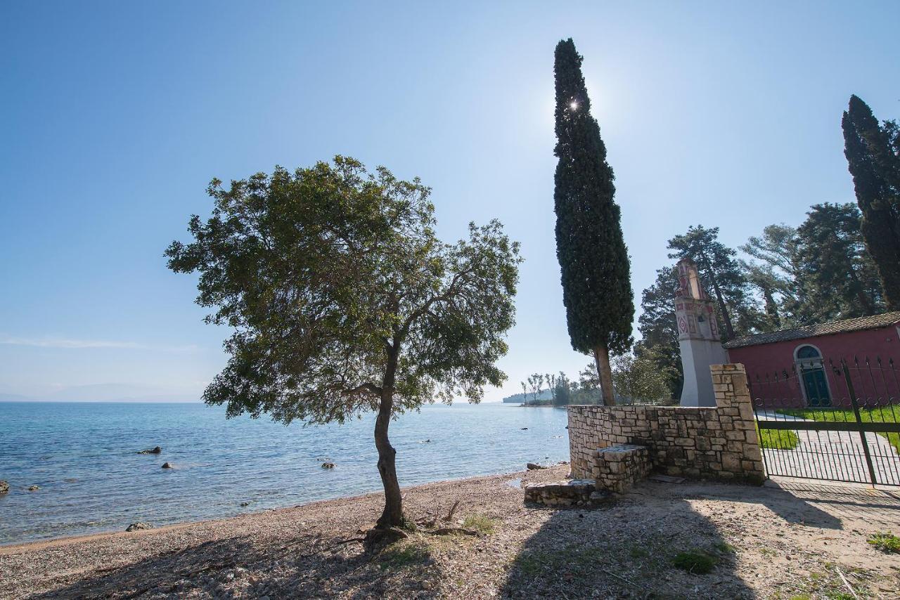 Spyrelia Villa With Private Pool & Outdoor Hot Tub Dassia  Buitenkant foto